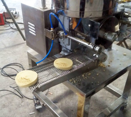 Μικρό Burger εμπορικό Burger κοτόπουλου 2100PCS/H μηχανών της Patty που κατασκευάζει τη μηχανή